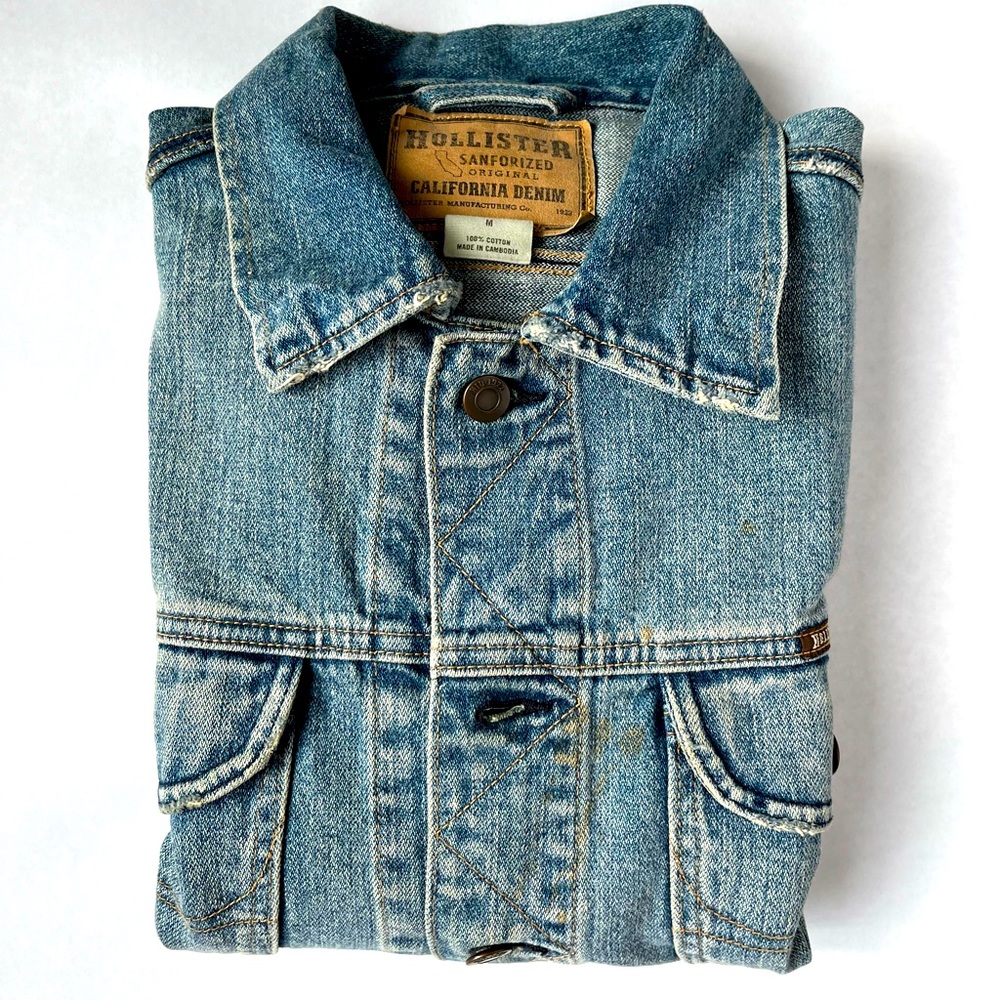 Hollister Mens Denim Jean Trucker Jacket 100% Sanforized cotton